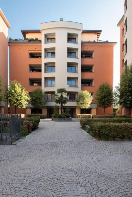 Bella Ciao Airport Apartment เซริอาเต ภายนอก รูปภาพ